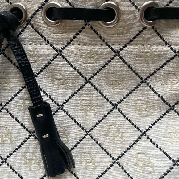 Dooney & Bourke Shoulder Bag - Picture 2 of 5